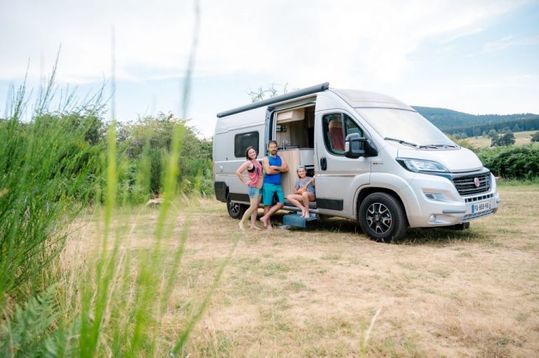 auvergne - puy de dome vanlife